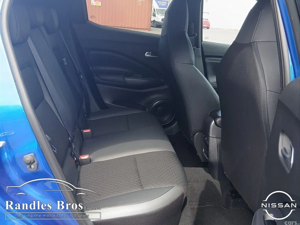 Nissan Juke SUV, Petrol, 2023, Blue