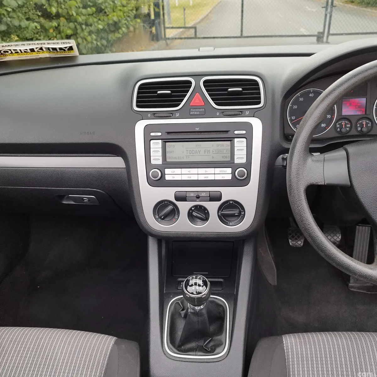 Volkswagen Eos Convertible, Petrol, 2008, Silver