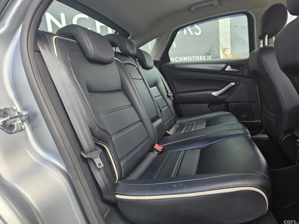Ford Mondeo Hatchback, Diesel, 2014, Grey