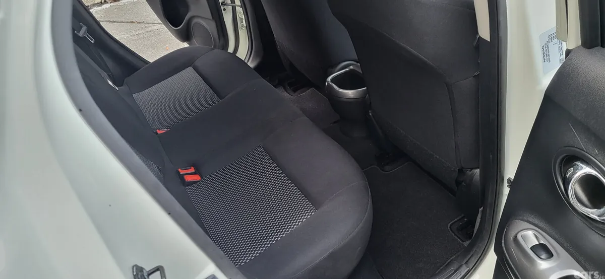 Nissan Juke SUV, Petrol, 2015, White
