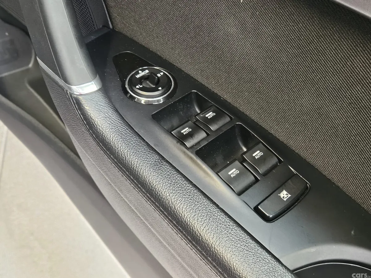 Hyundai i40 Saloon, Diesel, 2017, Black