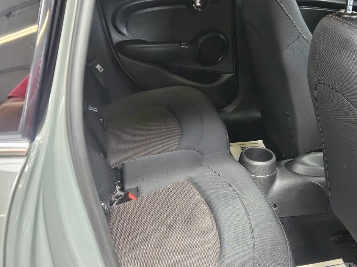 Mini Cooper Hatchback, Petrol, 2017, Grey