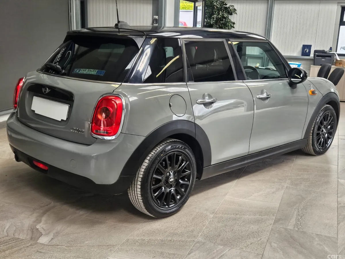 Mini Cooper Hatchback, Petrol, 2017, Grey