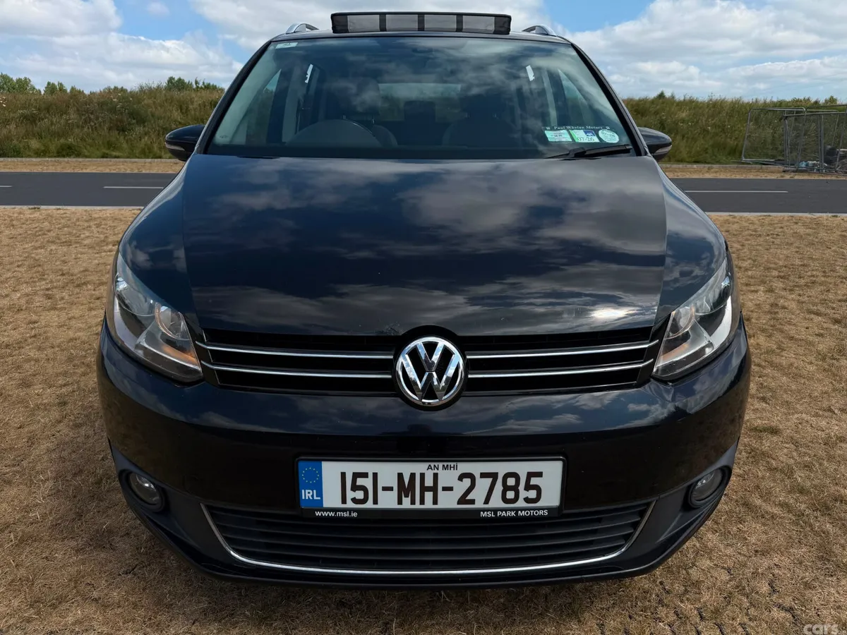 Volkswagen Touran MPV, Diesel, 2015, Black