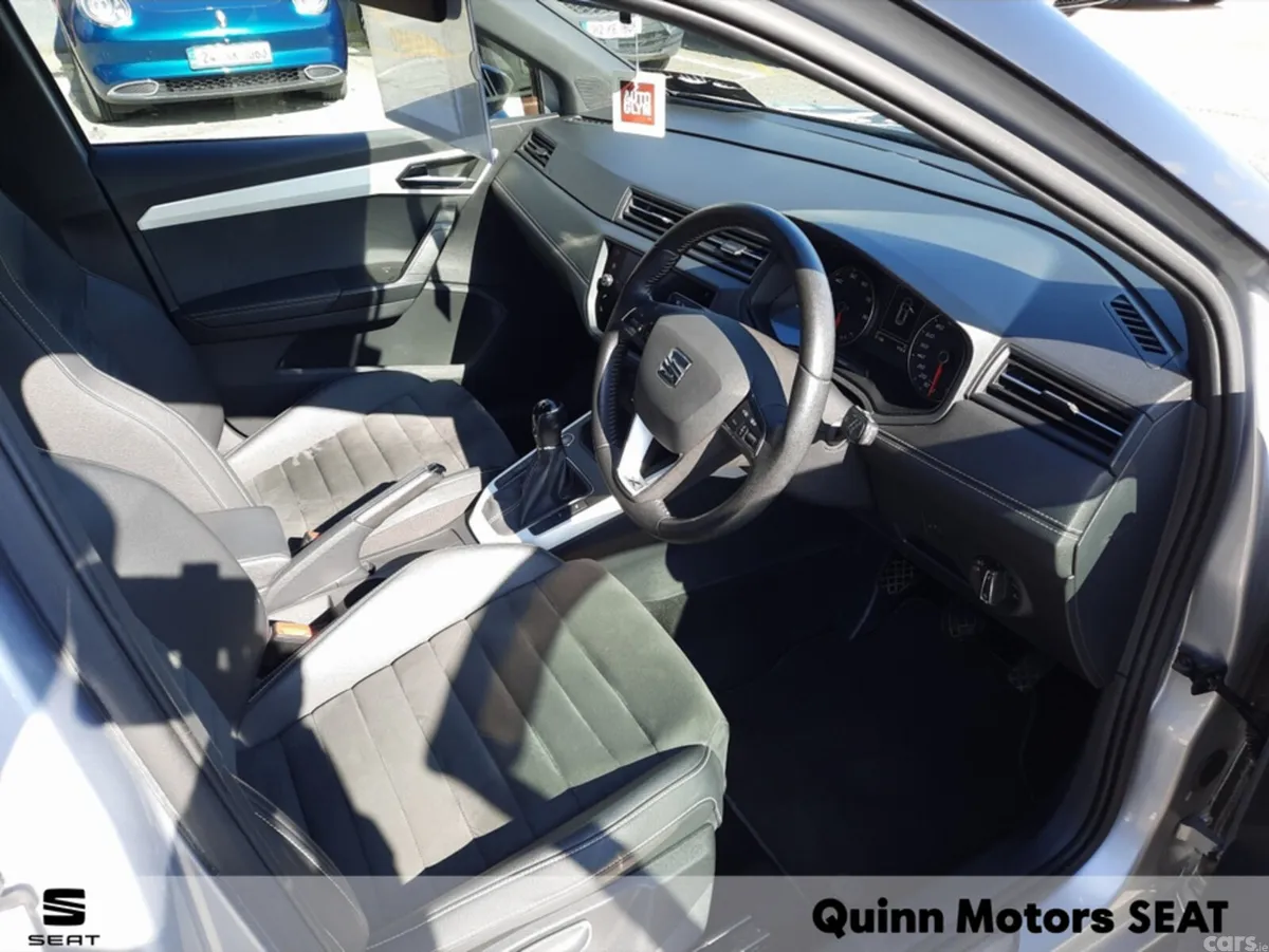 SEAT Arona Hatchback, Petrol, 2020, Grey