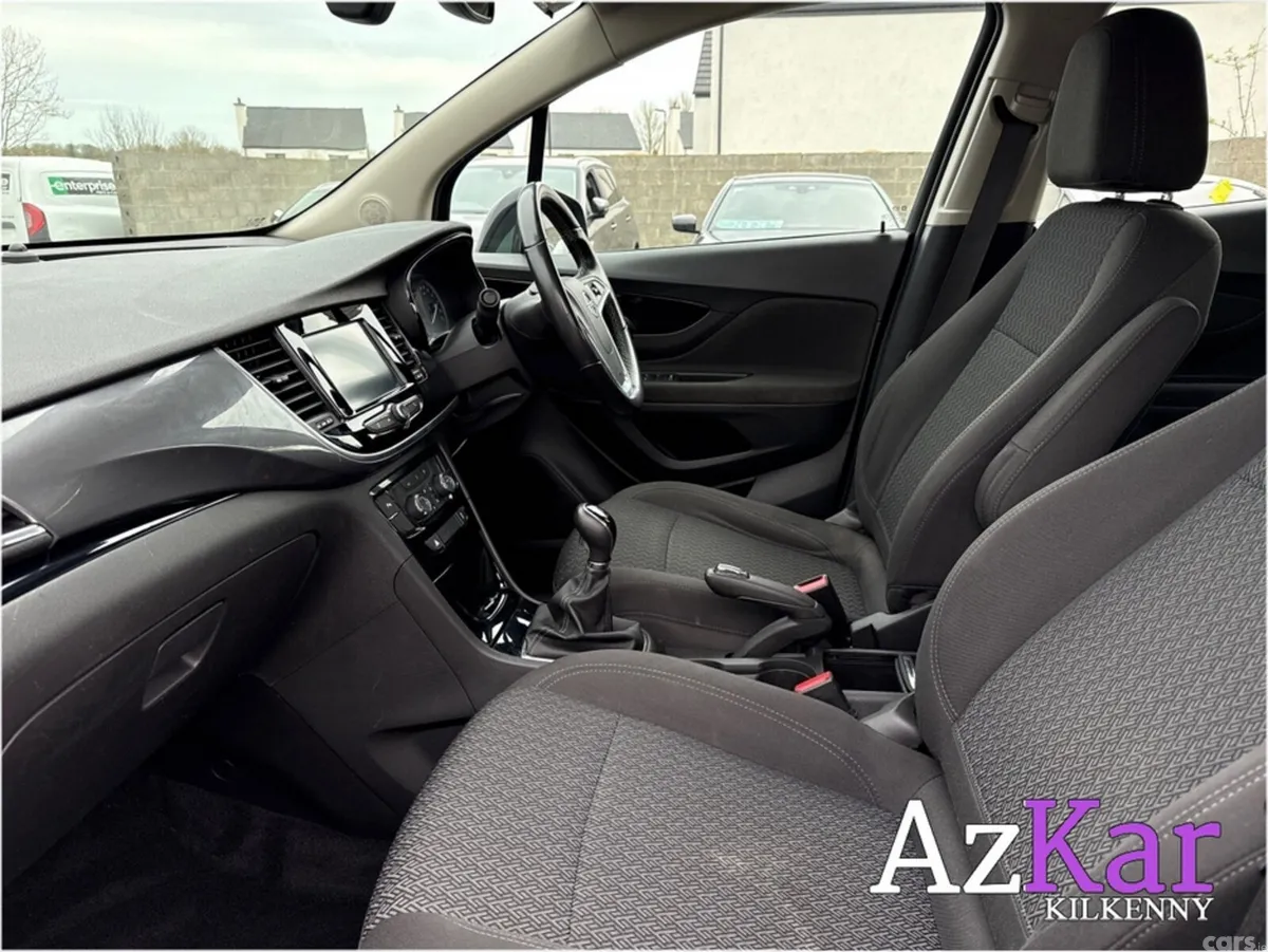 Opel Mokka Hatchback, Petrol, 2019, Black
