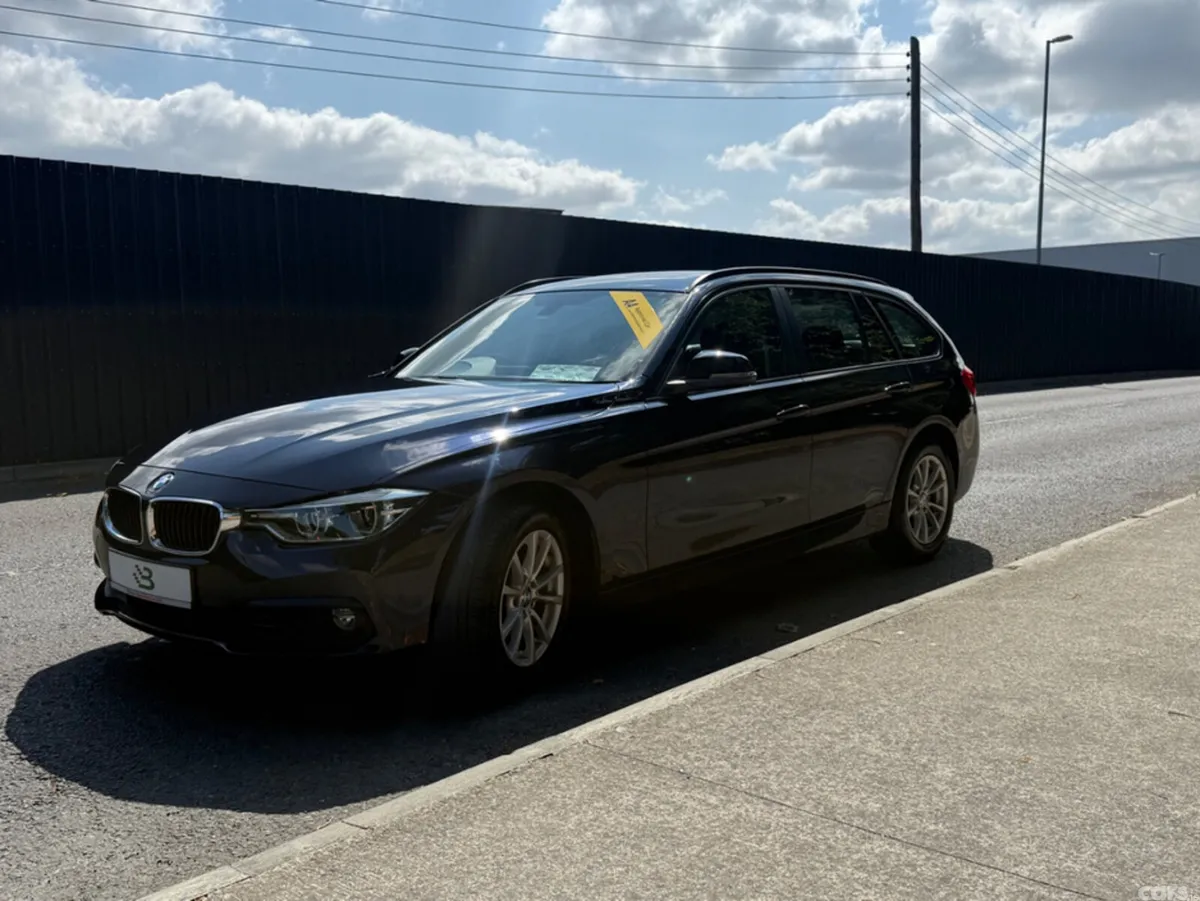 BMW 3-Series Estate, Petrol, 2017, Blue