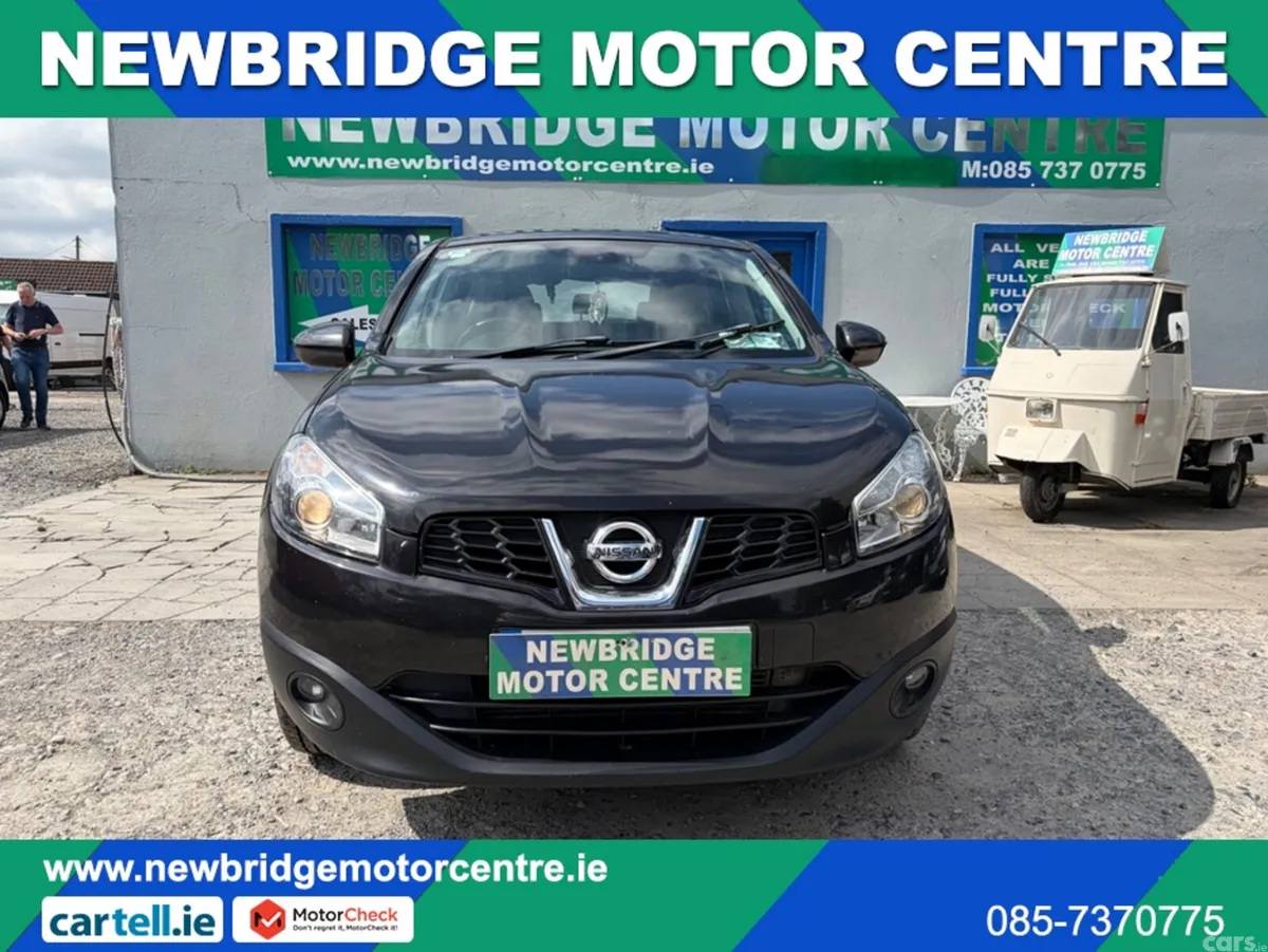 Nissan Qashqai Hatchback, Diesel, 2012, Black