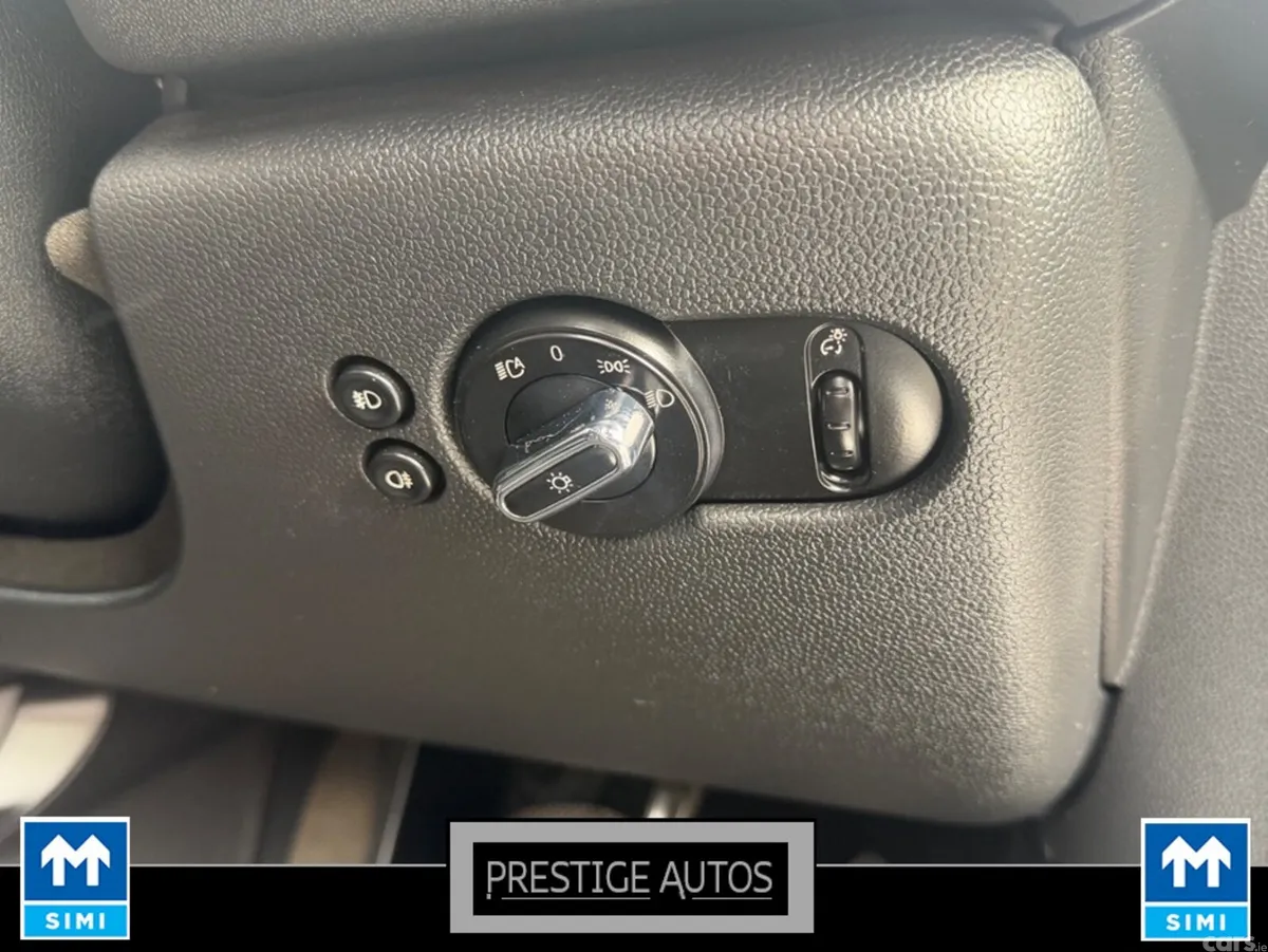 Mini Cooper Hatchback, Diesel, 2017, Grey