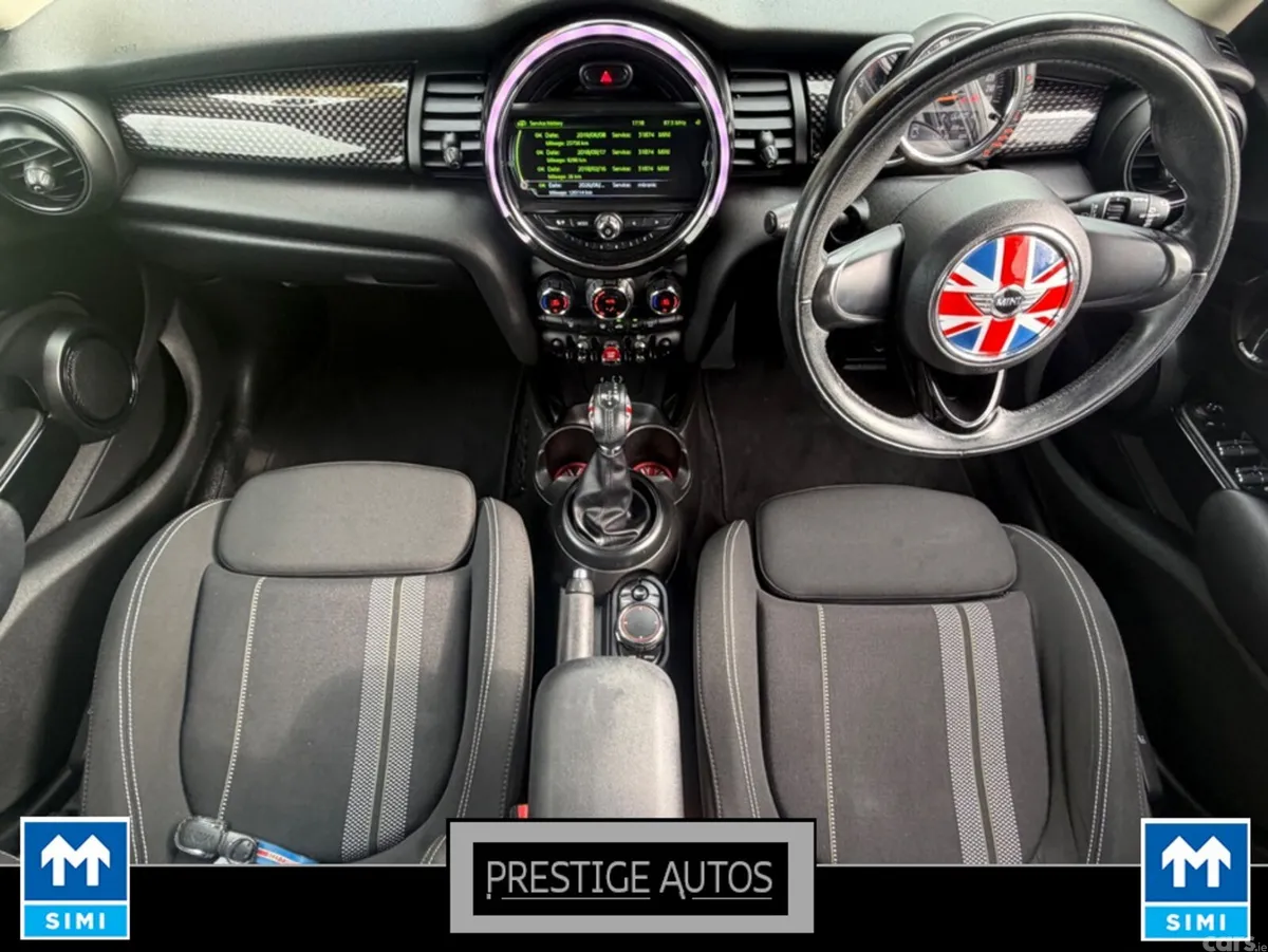 Mini Cooper Hatchback, Diesel, 2017, Grey