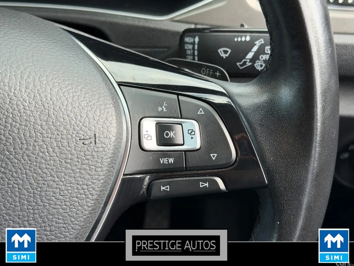 Volkswagen T-Roc SUV, Diesel, 2021, Blue