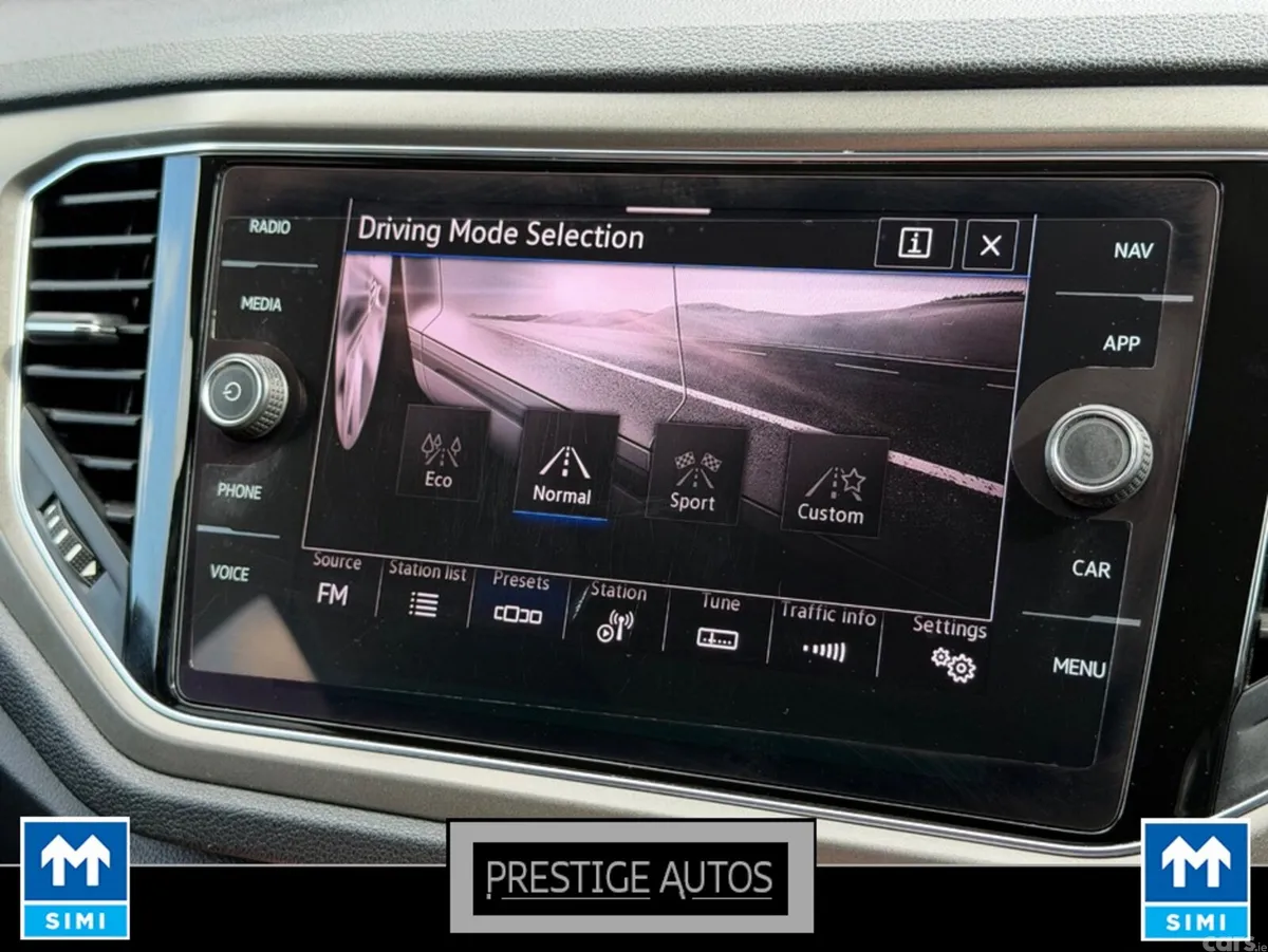 Volkswagen T-Roc SUV, Diesel, 2021, Blue