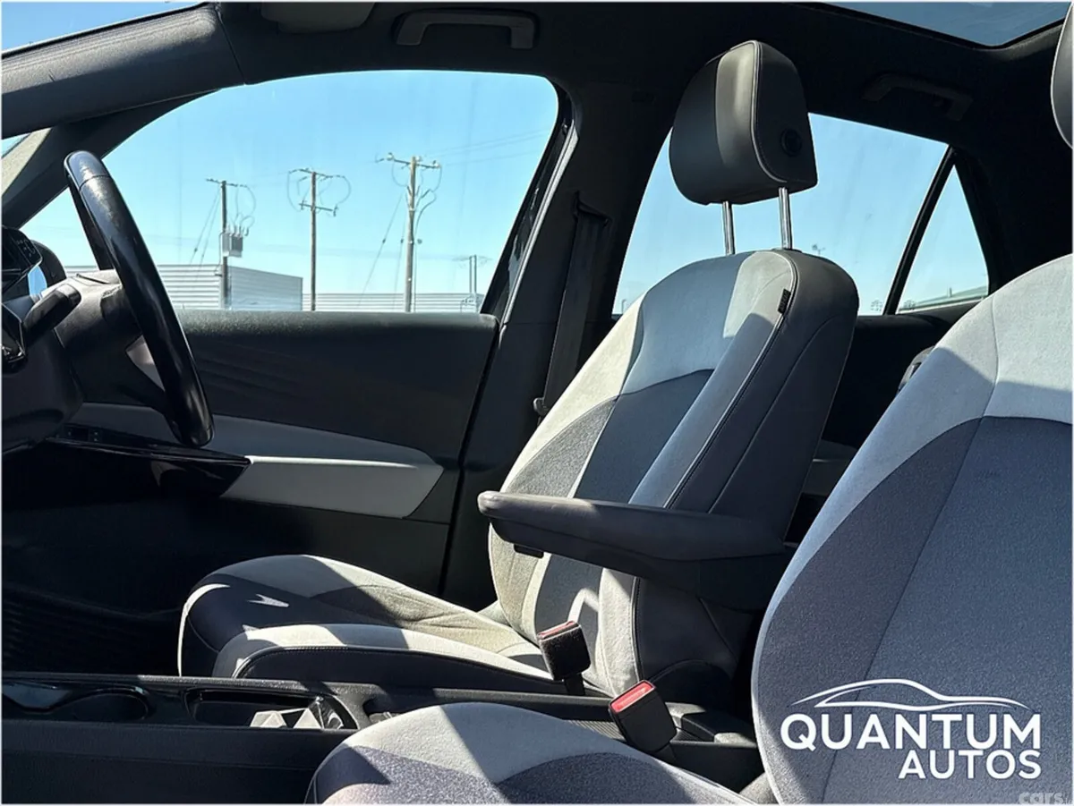 Volkswagen ID.3 Hatchback, Electric, 2022, Grey