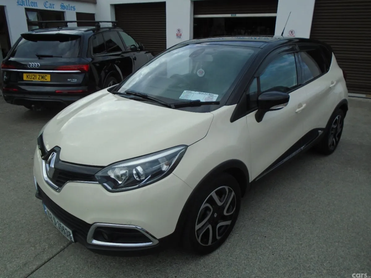 Renault Captur Hatchback, Petrol, 2015, Beige