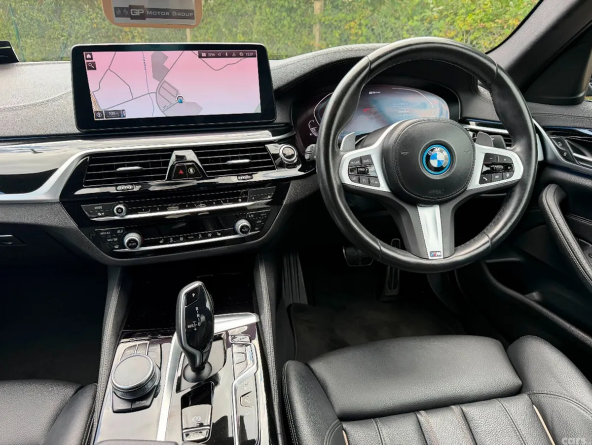 BMW 5-Series Saloon, Petrol Plug-in Hybrid, 2022, Black