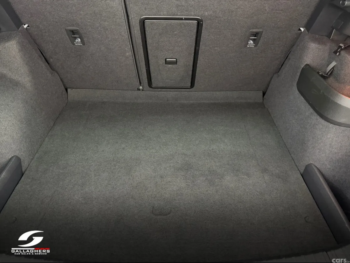 Skoda Karoq SUV, Diesel, 2023, Silver