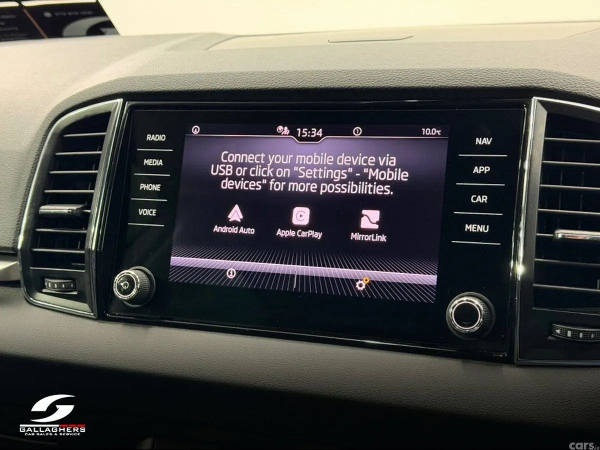 Skoda Karoq SUV, Diesel, 2023, Silver