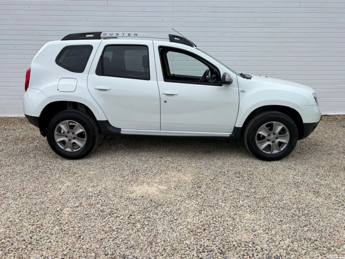 Dacia Duster MPV, Diesel, 2016, White