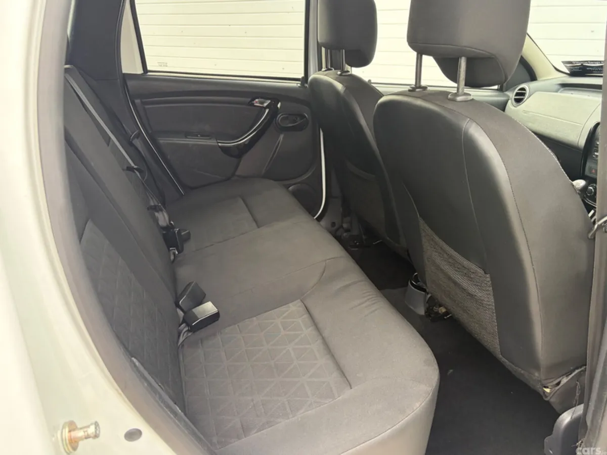 Dacia Duster MPV, Diesel, 2016, White