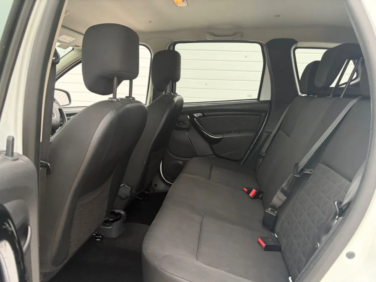 Dacia Duster MPV, Diesel, 2016, White
