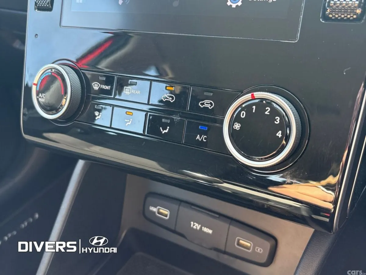 Hyundai Tucson MPV, Diesel, 2023, Red