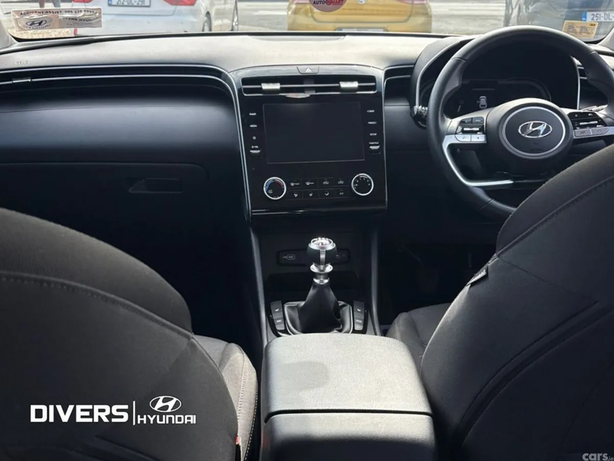 Hyundai Tucson MPV, Diesel, 2023, Red