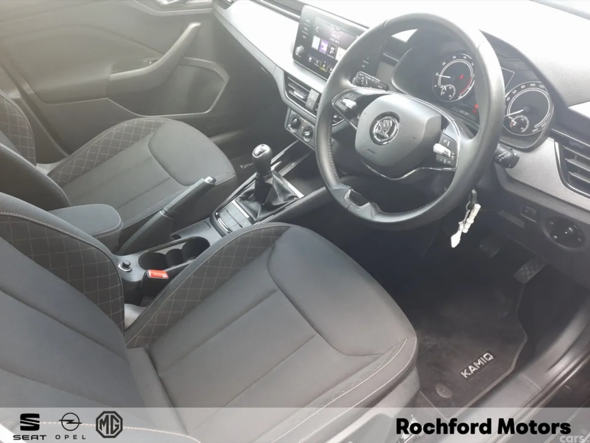 Skoda Kamiq Hatchback, Petrol, 2022, Black