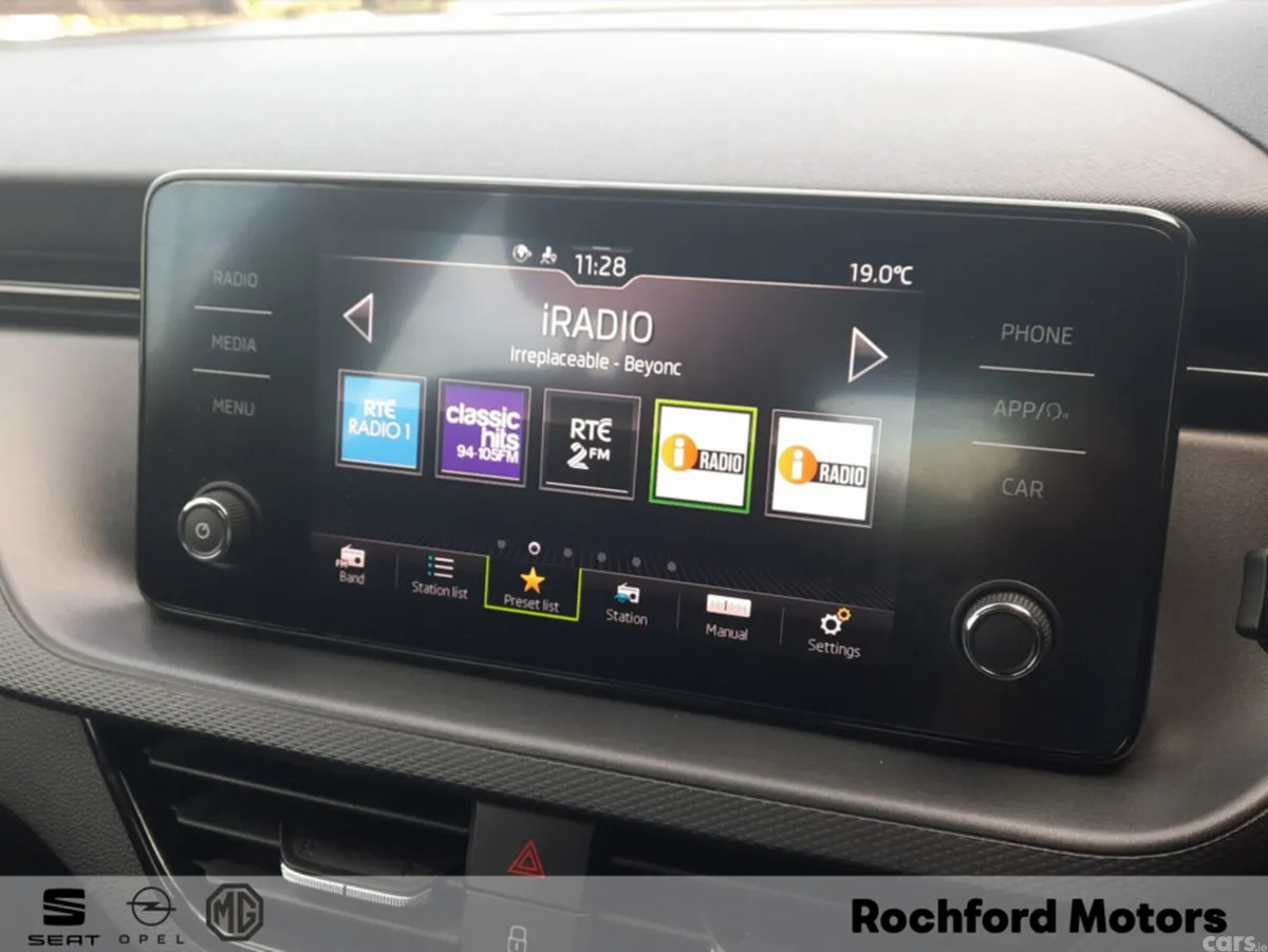 Skoda Kamiq Hatchback, Petrol, 2022, Black