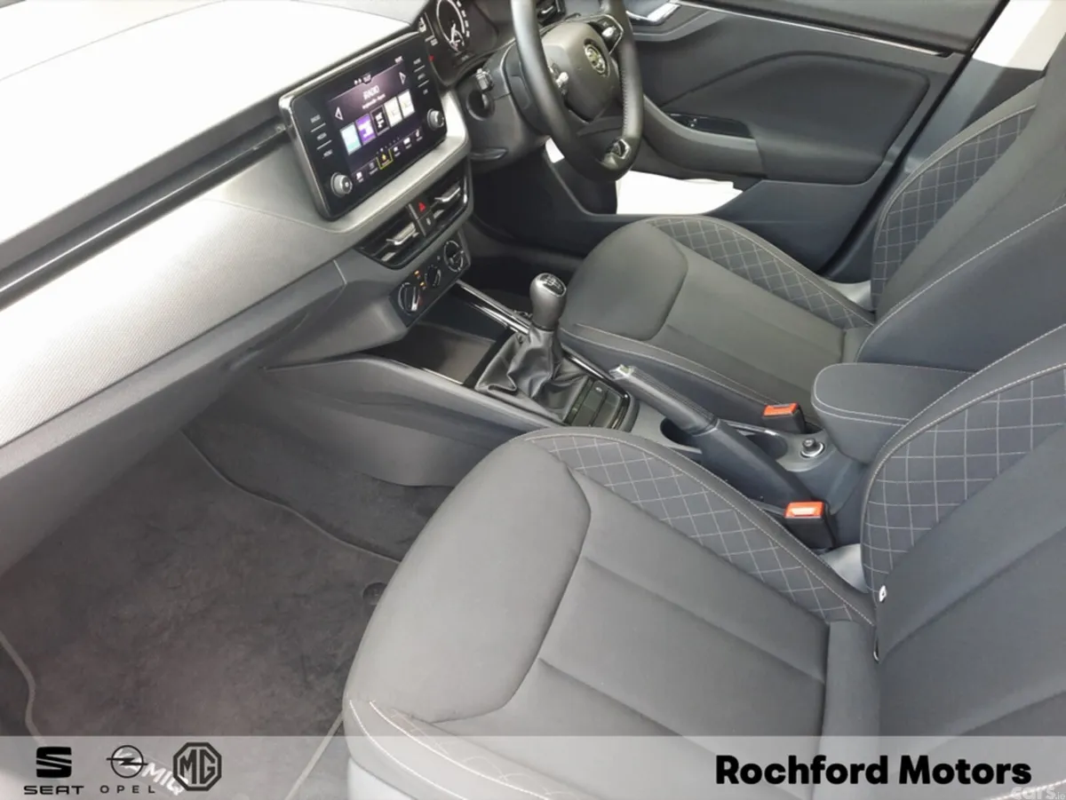 Skoda Kamiq Hatchback, Petrol, 2022, Black