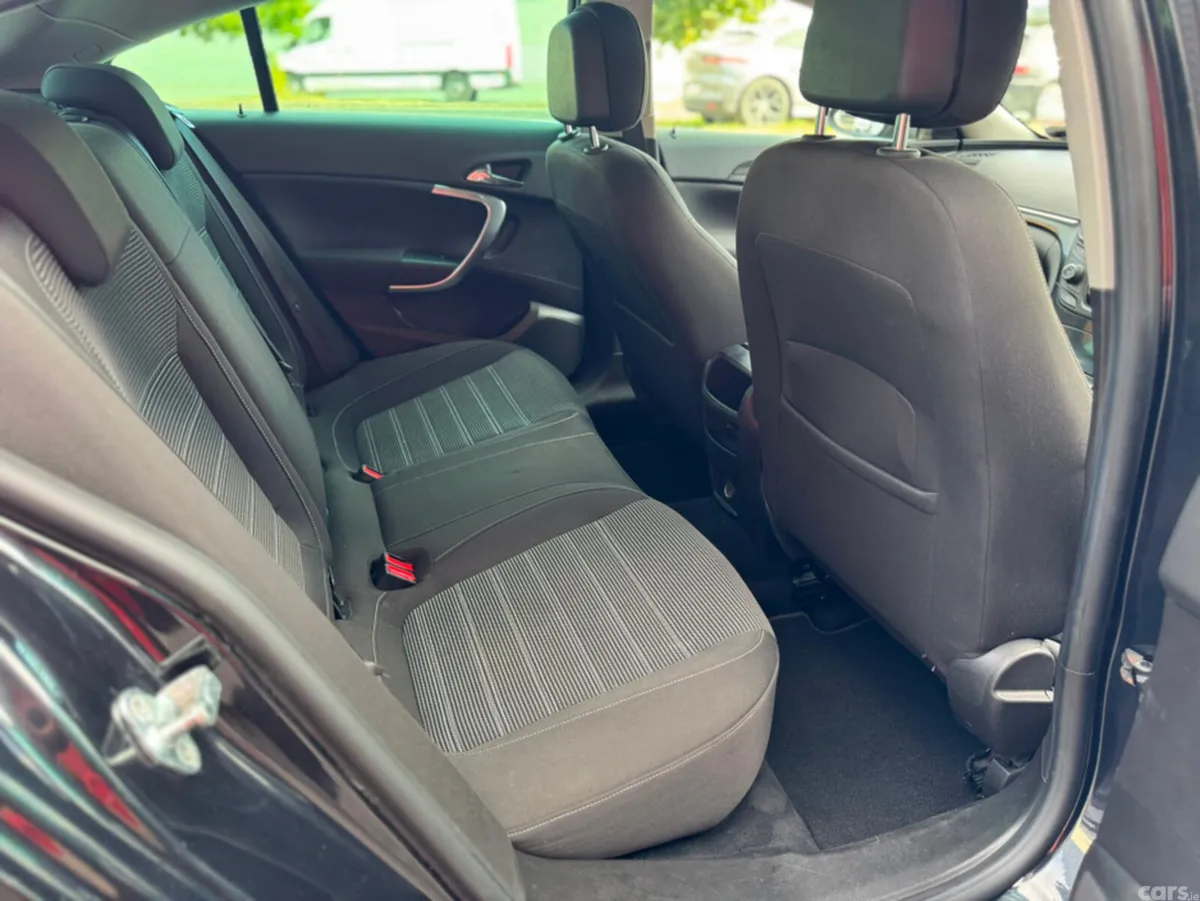Vauxhall Insignia Hatchback, Diesel, 2015, Black