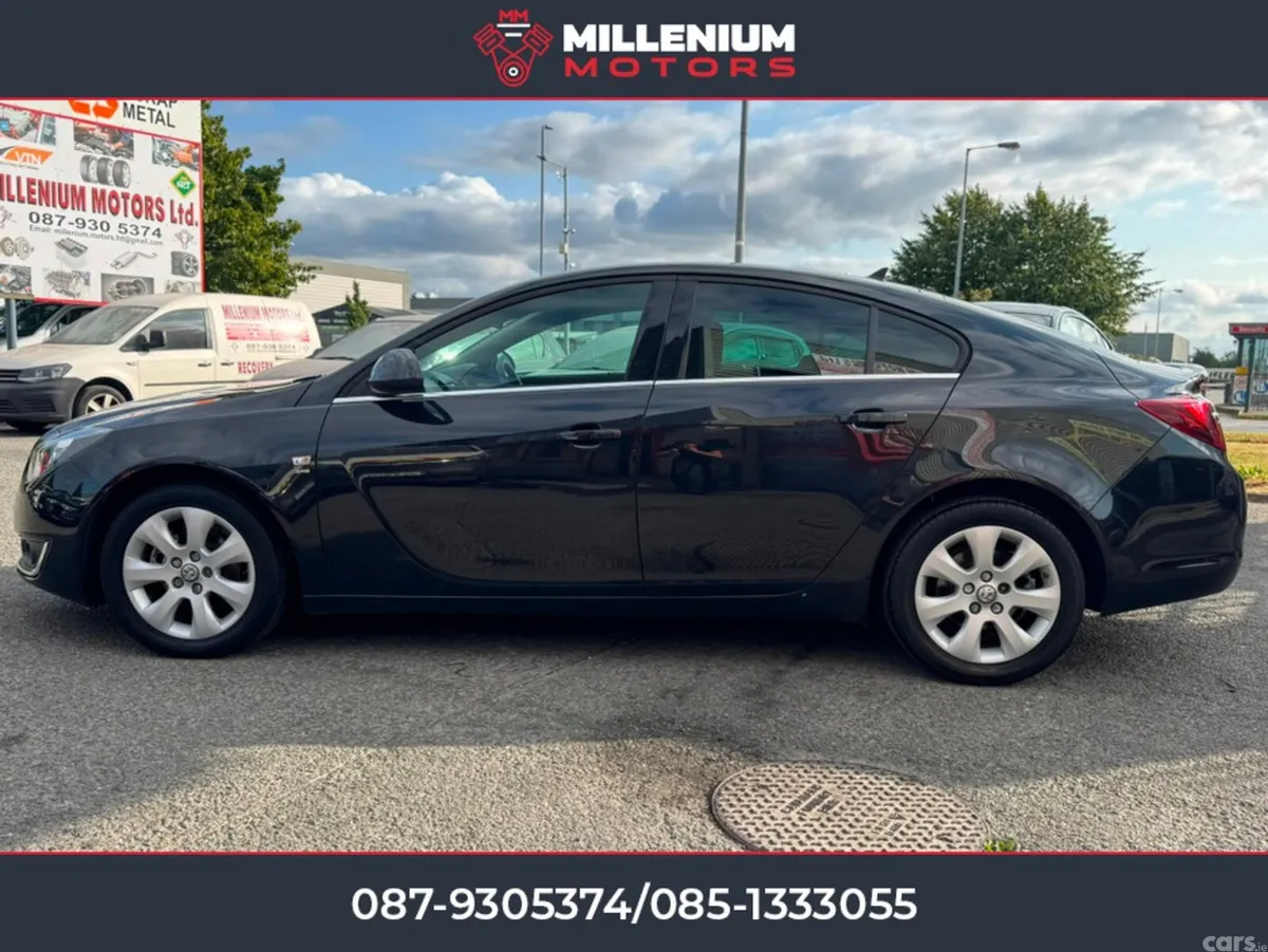 Vauxhall Insignia Hatchback, Diesel, 2015, Black