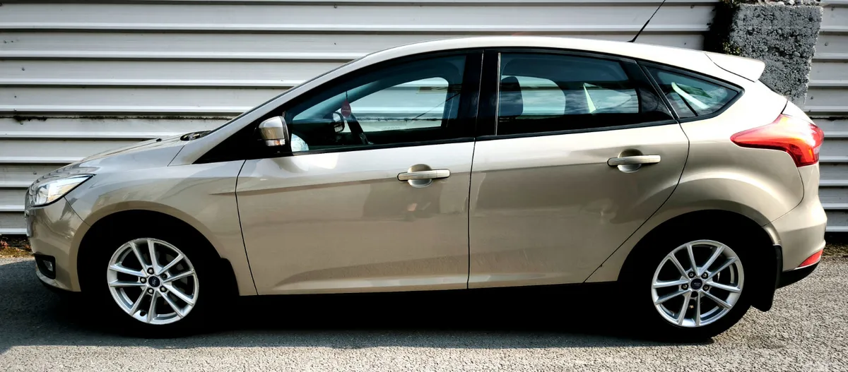 Ford Focus Hatchback, Diesel, 2015, Silver