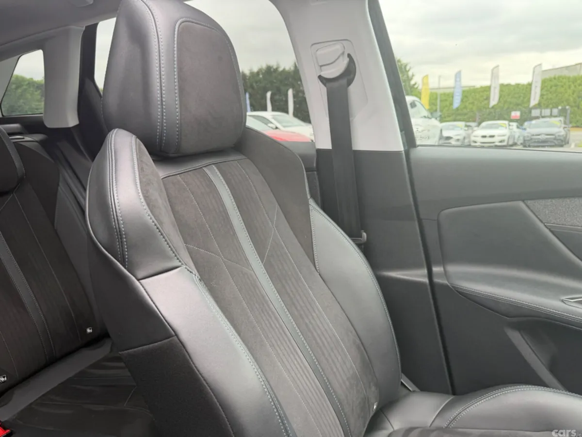 Peugeot 3008 SUV, Diesel, 2021, Grey