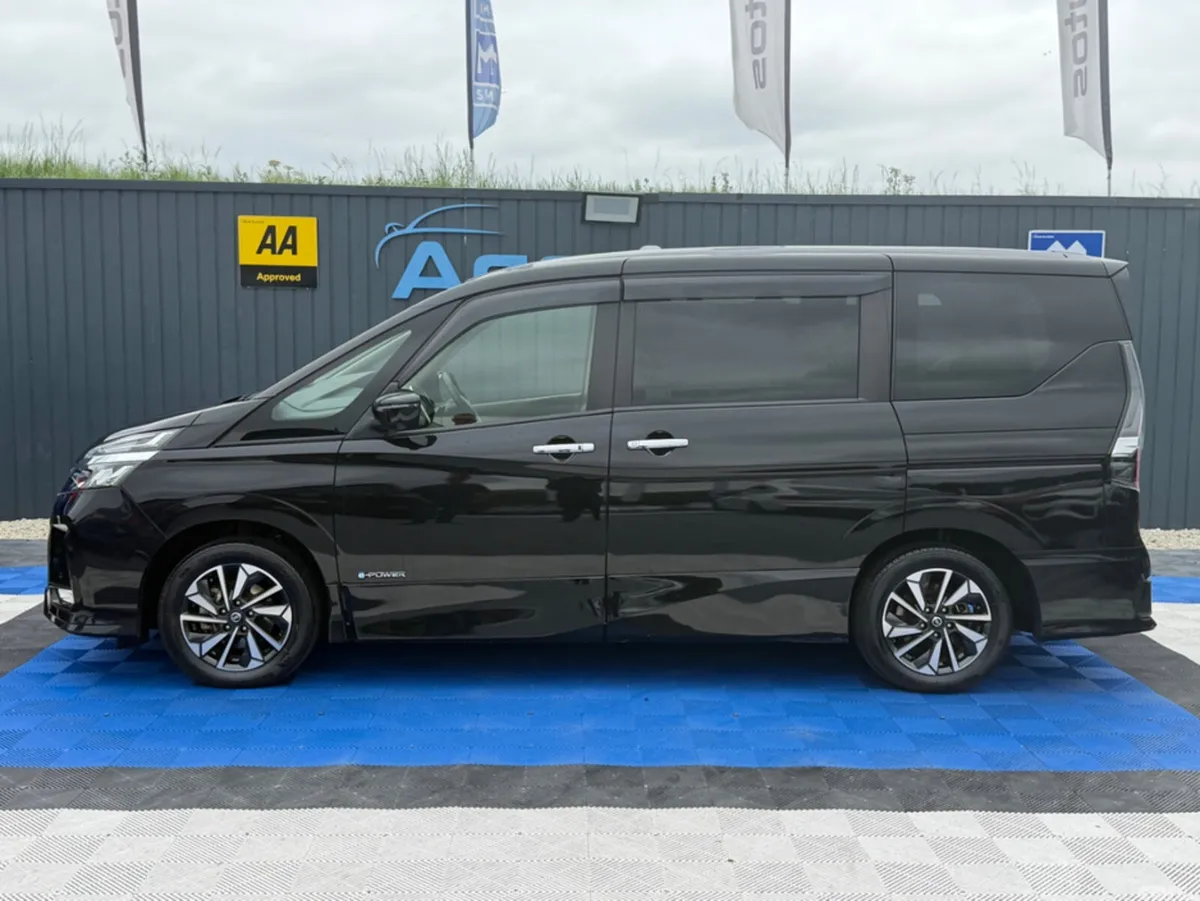 Nissan Serena MPV, Petrol Hybrid, 2021, Black