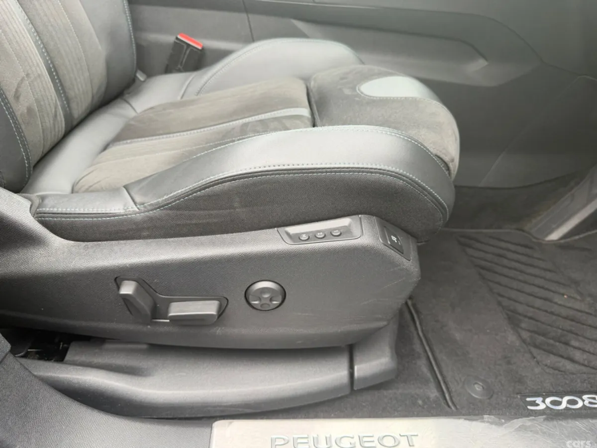 Peugeot 3008 SUV, Diesel, 2021, Grey