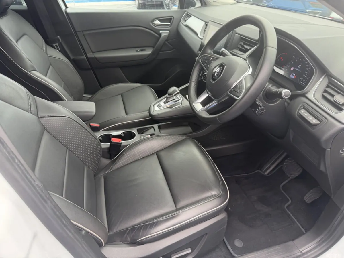 Renault Captur SUV, Petrol, 2021, White