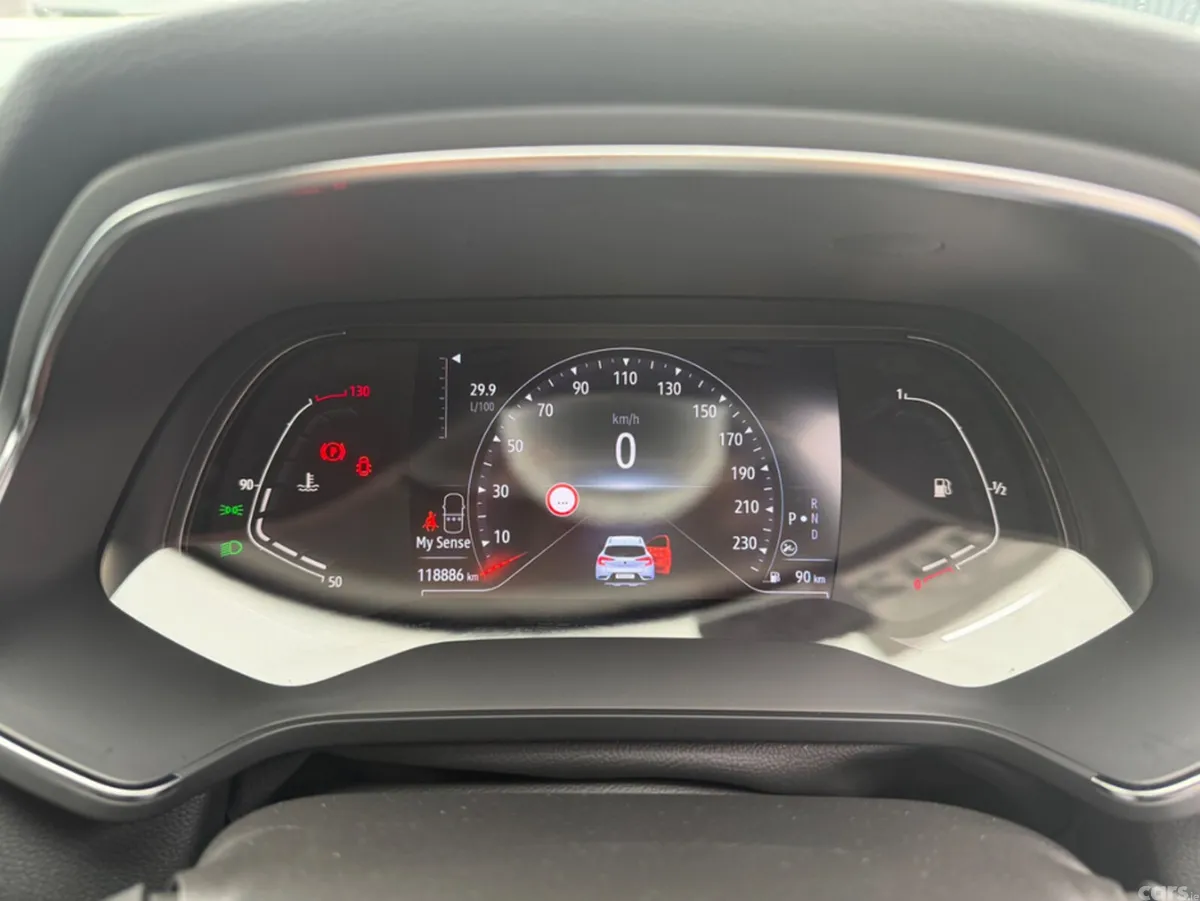 Renault Captur SUV, Petrol, 2021, White