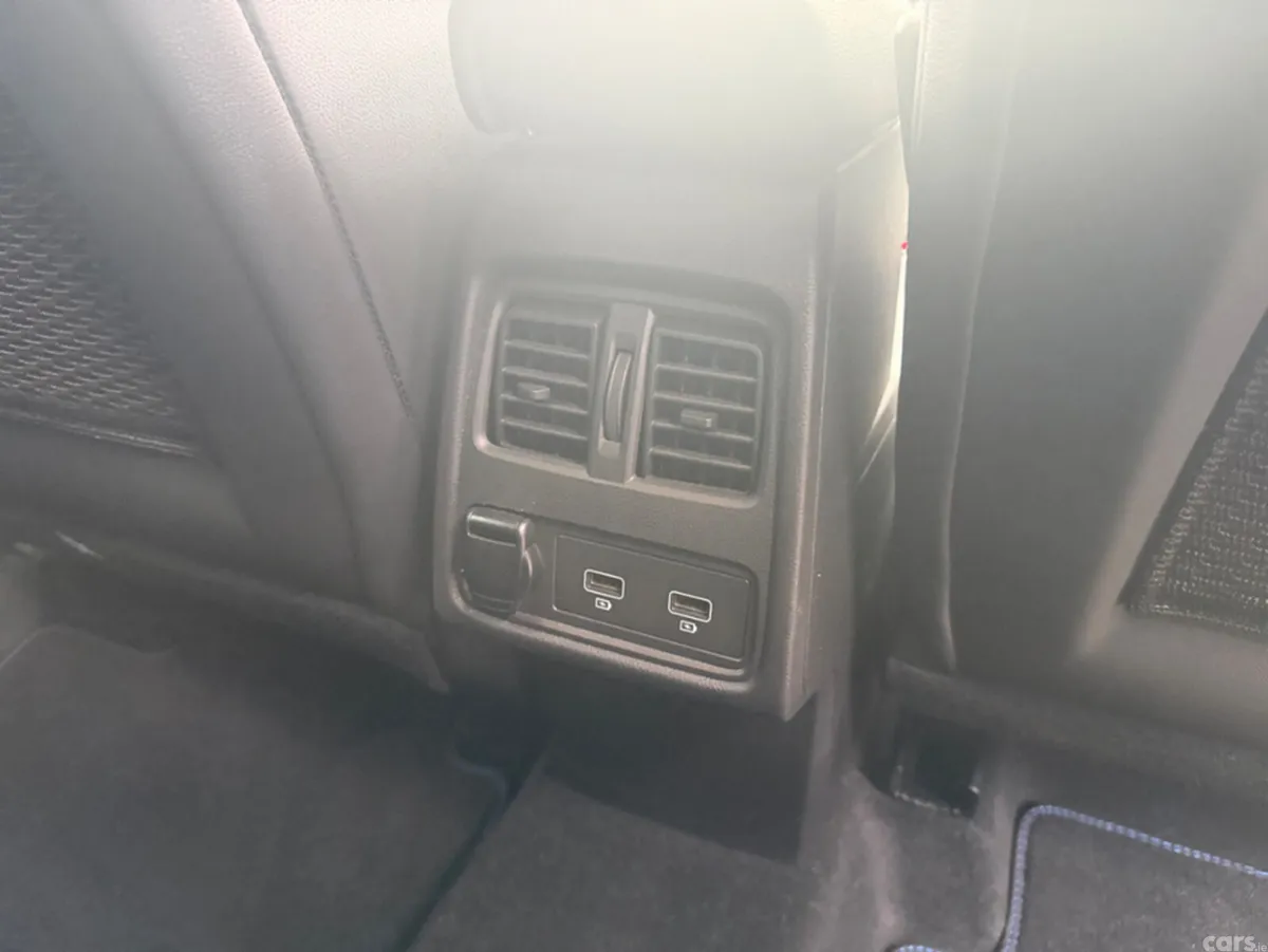 Renault Captur SUV, Petrol, 2021, White