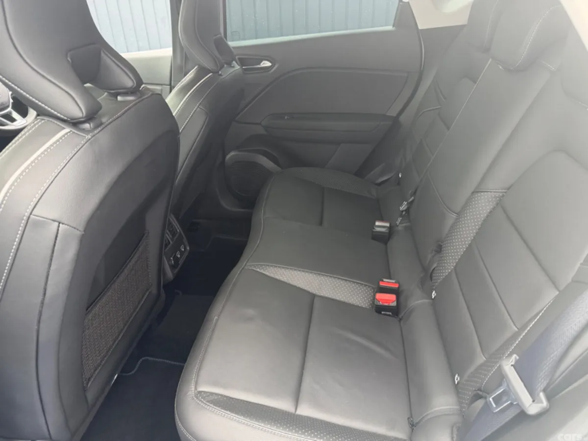 Renault Captur SUV, Petrol, 2021, White