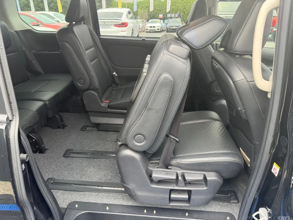 Nissan Serena MPV, Petrol Hybrid, 2021, Black