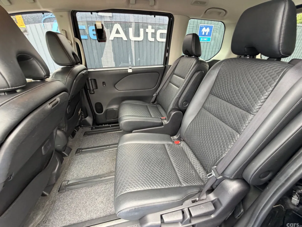 Nissan Serena MPV, Petrol Hybrid, 2021, Black