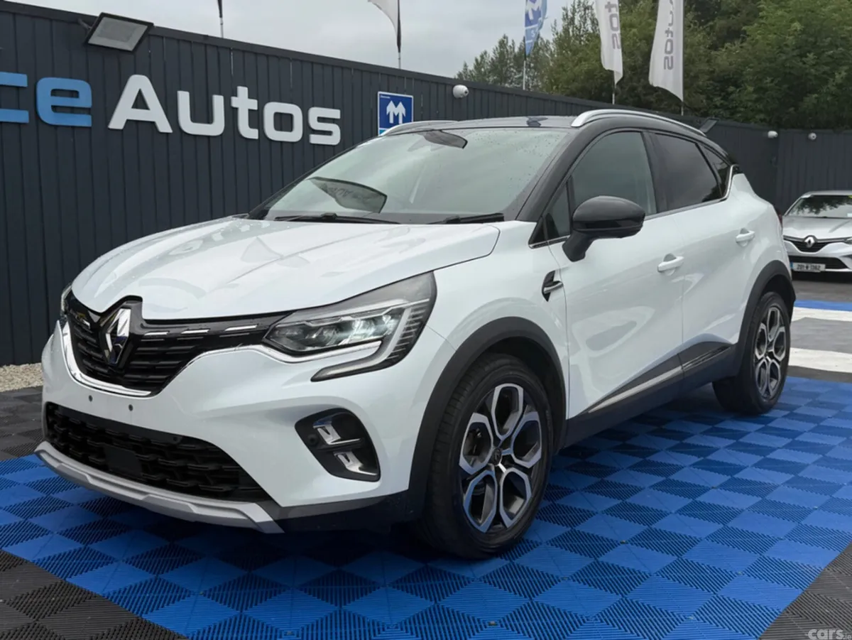 Renault Captur SUV, Petrol, 2021, White
