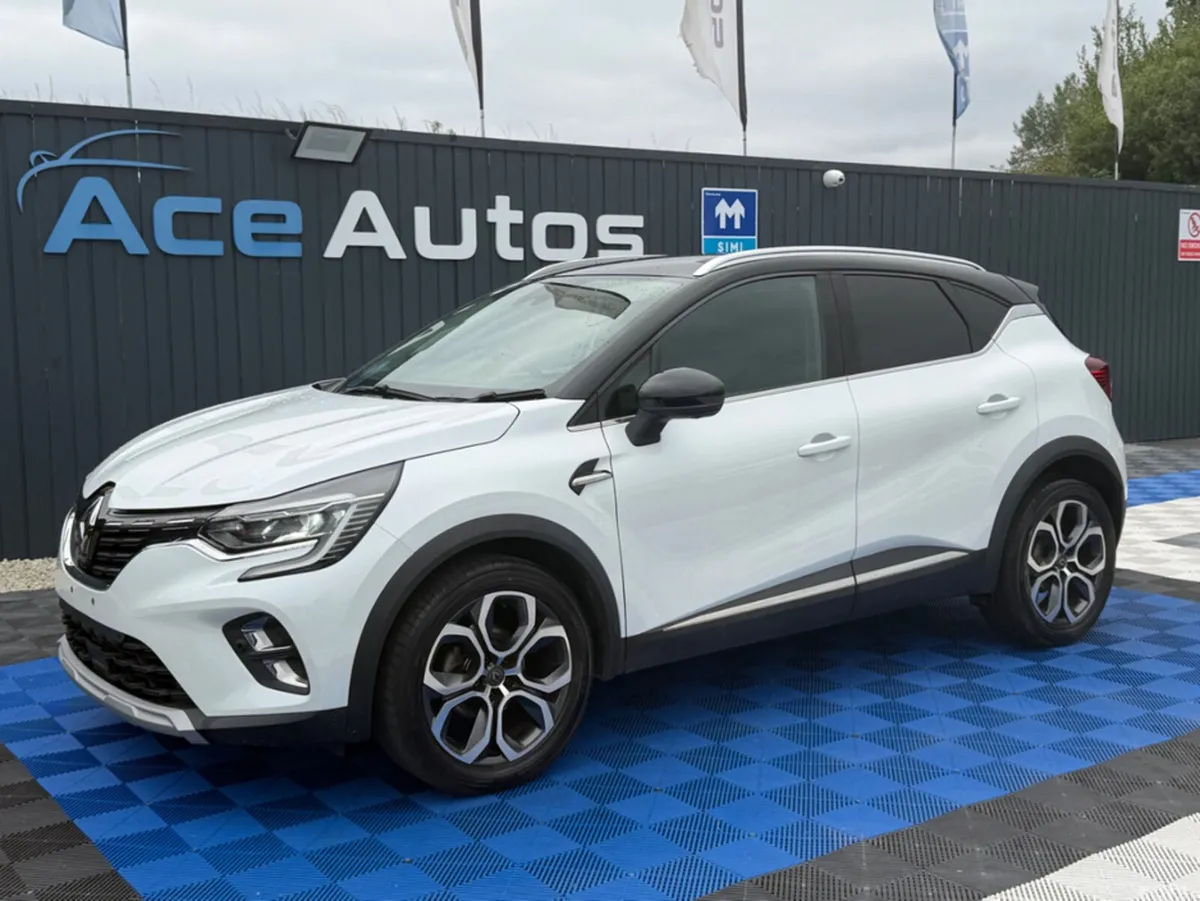 Renault Captur SUV, Petrol, 2021, White