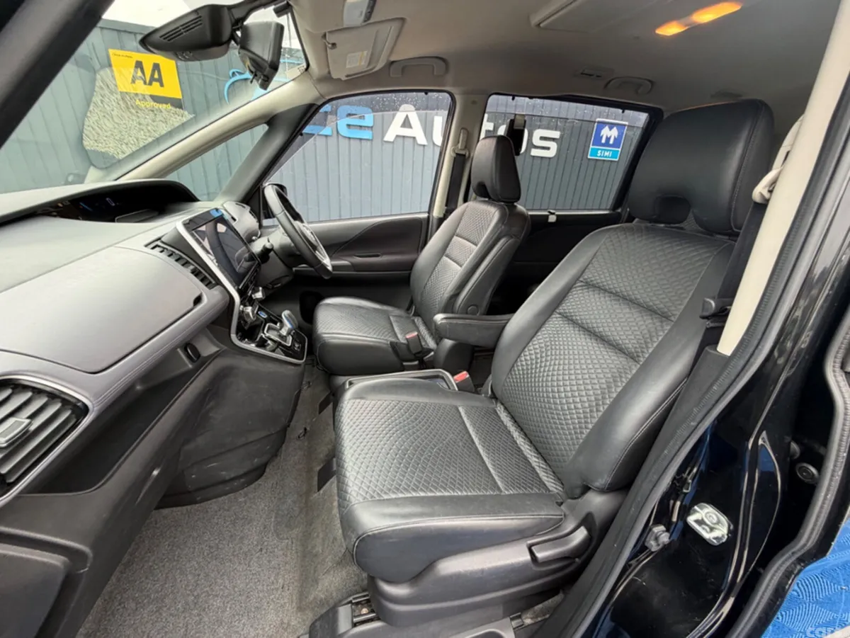Nissan Serena MPV, Petrol Hybrid, 2021, Black