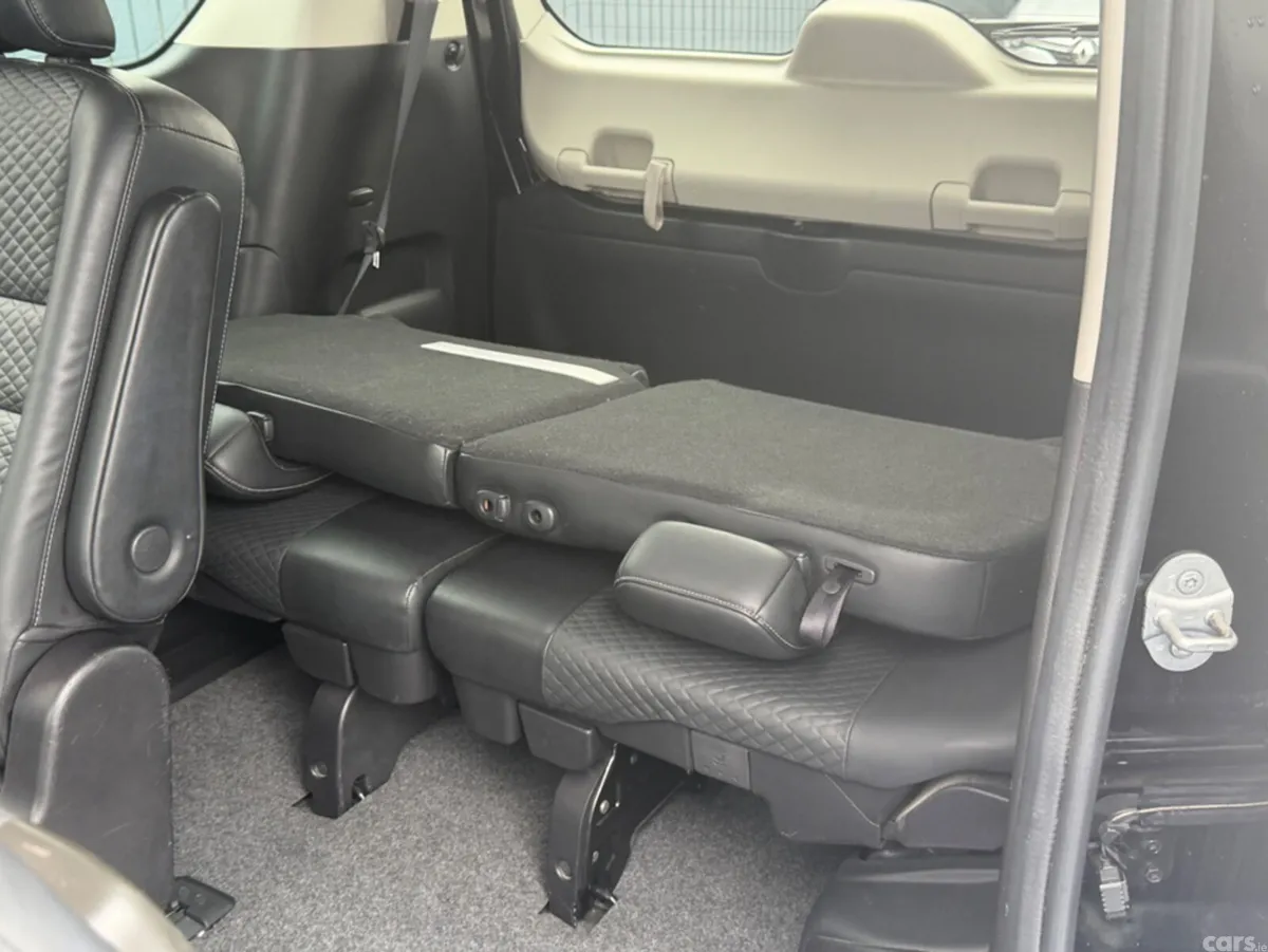 Nissan Serena MPV, Petrol Hybrid, 2021, Black