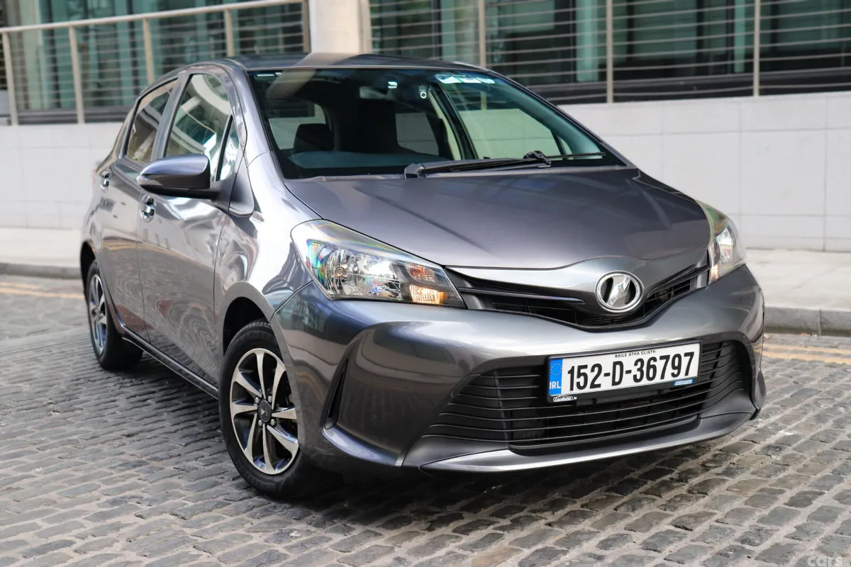 Toyota Vitz Hatchback, Petrol, 2015, Grey
