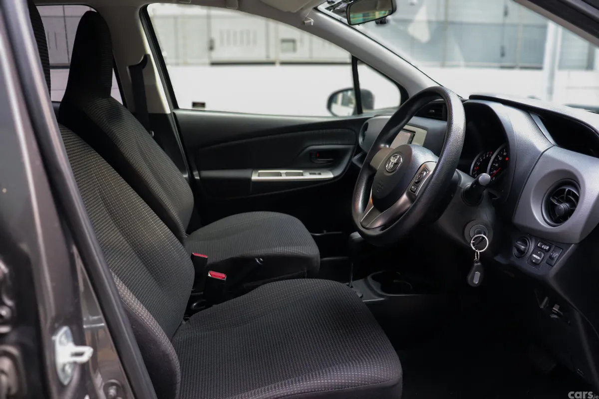 Toyota Vitz Hatchback, Petrol, 2015, Grey