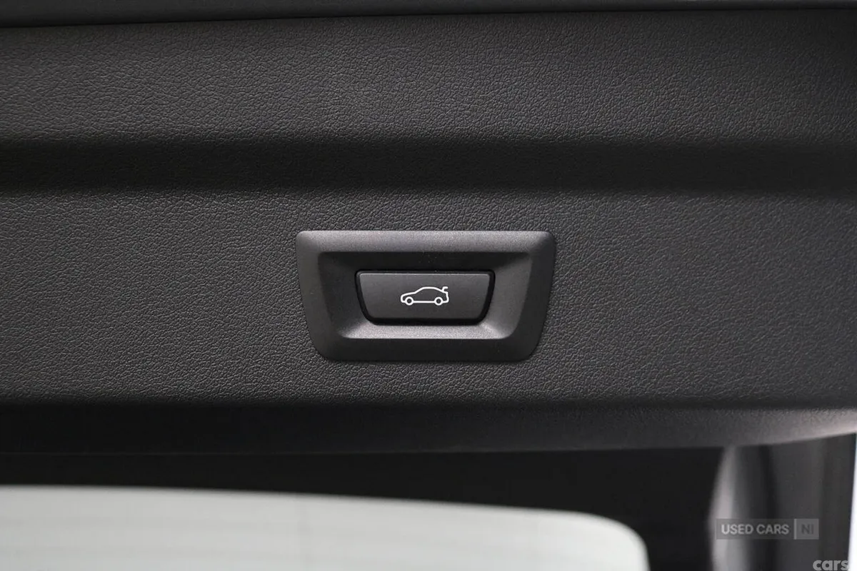 BMW iX2 SUV, Electric, 2025, Grey