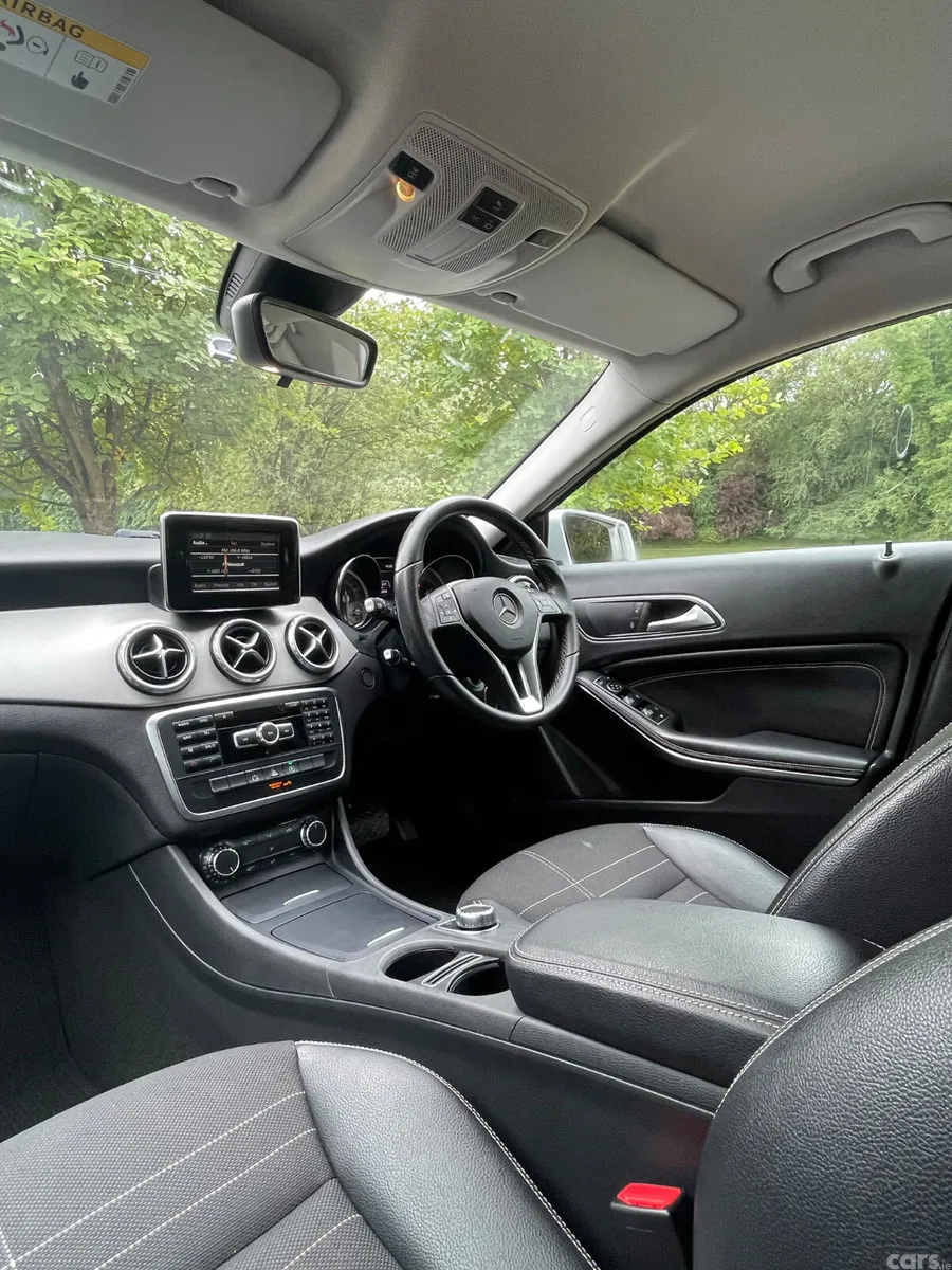 Mercedes-Benz GLA SUV, Diesel, 2015, Silver