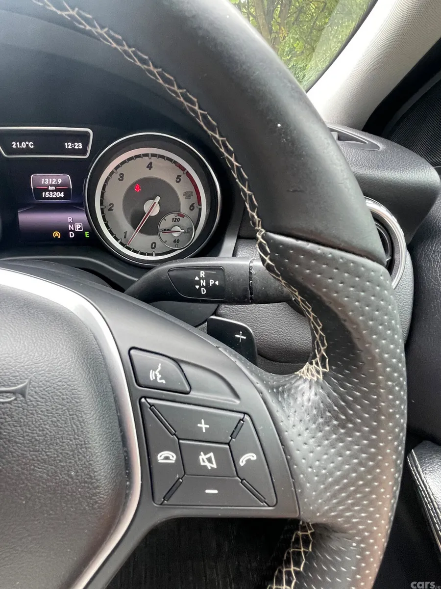 Mercedes-Benz GLA SUV, Diesel, 2015, Silver